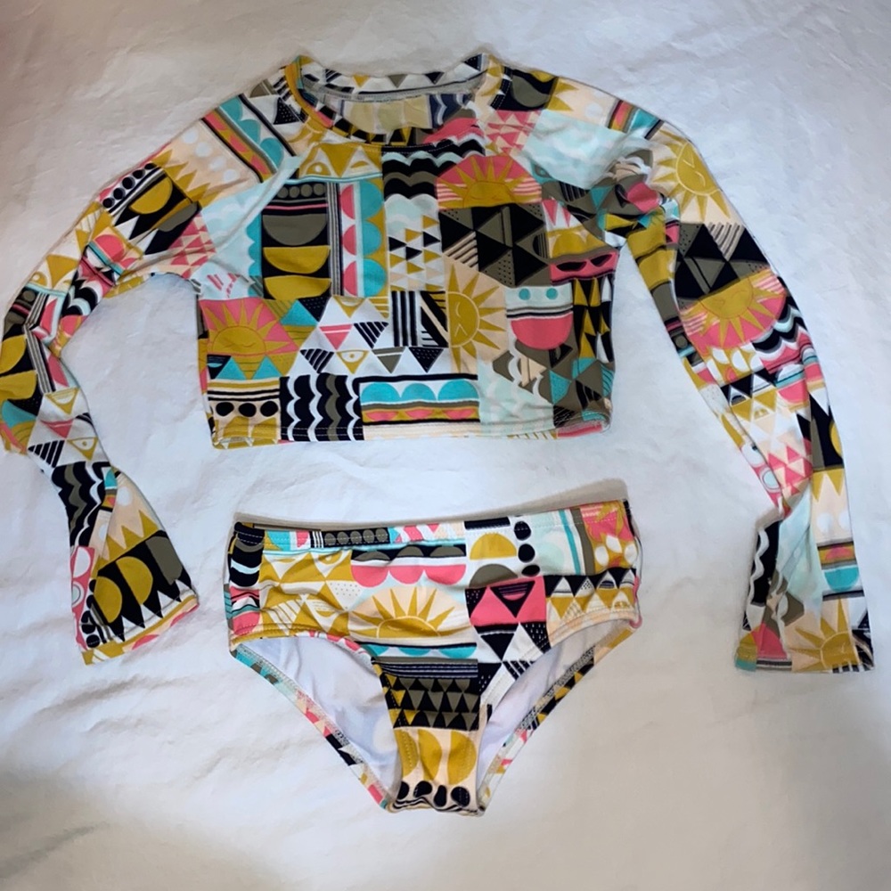 Billabong Cropped Rash-Guard and bikini bottom Sz. 8/9